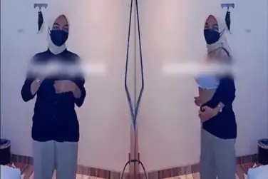 Bokep Jilbab Gadis Alim Asyik Sendiri